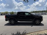 Used 2024 GMC Canyon AT4 w/ AT4 Premium Package image 4