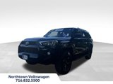 Used 2018 Toyota 4Runner SR5 image 3