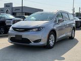 Used 2018 Chrysler Pacifica Touring-L image 2