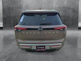 New 2025 Nissan Pathfinder Platinum image 2