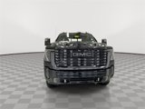 New 2024 GMC Sierra 2500 Denali Ultimate image 3