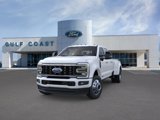 New 2026 Ford F450 Platinum w/ FX4 Off-Road Package image 2