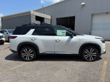 New 2025 Nissan Pathfinder Platinum image 2