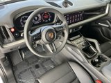 New 2025 Porsche Cayenne image 4