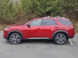 New 2025 Nissan Pathfinder Platinum image 2