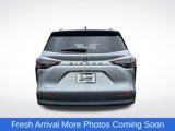 Used 2025 Toyota Sienna XLE image 5