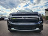 Used 2022 Chevrolet Suburban LT w/ Luxury Package image 5