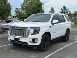 Used 2022 GMC Yukon Denali w/ Denali Premium Package image 3