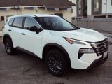 Used 2024 Nissan Rogue S image 2
