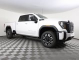New 2025 GMC Sierra 2500 Denali Ultimate image 3