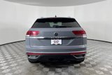 Used 2022 Volkswagen Atlas Cross Sport SE image 5