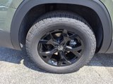 New 2025 Volkswagen Atlas Peak Edition SE image 3