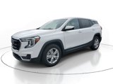 Used 2024 GMC Terrain SLE image 2