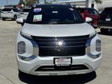 Used 2024 Mitsubishi Outlander SEL image 3