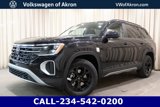 New 2025 Volkswagen Atlas Peak Edition SE image 3