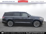 Used 2022 Lincoln Navigator Reserve image 3