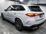 Used 2025 Mercedes-Benz GLC 350e 4MATIC image 4