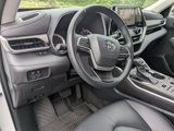Used 2023 Toyota Highlander XLE image 2