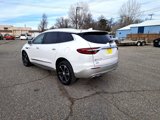Used 2020 Buick Enclave Essence w/ LPO, Touring Package image 3