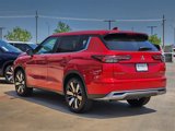 New 2025 Mitsubishi Outlander SE image 3