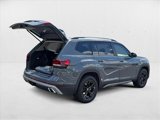 New 2026 Volkswagen Atlas Peak Edition image 2