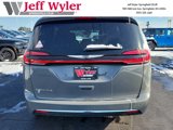 New 2025 Chrysler Pacifica Select w/ Uconnect Theater Family Group image 4