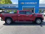 Used 2020 GMC Sierra 1500 SLT image 3