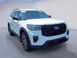 Certified 2025 Ford Explorer ST-Line image 3