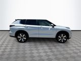 New 2025 Mitsubishi Outlander SE image 4