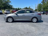 Used 2022 Hyundai Accent SE image 2