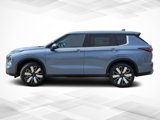 New 2025 Mitsubishi Outlander SE image 4