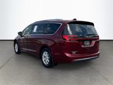 Used 2021 Chrysler Pacifica Touring-L image 5