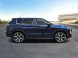 New 2025 Mitsubishi Outlander SE image 2