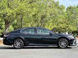 Used 2022 Toyota Camry XLE image 6
