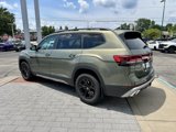 New 2025 Volkswagen Atlas Peak Edition SE image 5