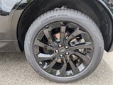 Used 2024 Land Rover Discovery Sport Dynamic SE image 5