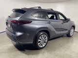 New 2025 Toyota Highlander Limited image 3