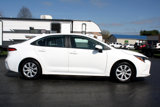 Used 2021 Toyota Corolla LE image 3