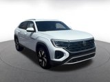 Used 2024 Volkswagen Atlas Cross Sport SE image 2