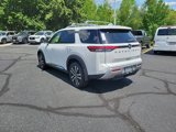 New 2025 Nissan Pathfinder Platinum image 3