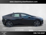 New 2025 Toyota Prius Plug-In Hybrid image 4