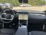 New 2025 Land Rover Range Rover Long Wheelbase SE image 4