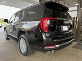 Used 2025 GMC Yukon Denali w/ Advanced Technology Package image 4