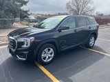 Used 2024 GMC Terrain SLE image 3