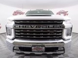 Used 2022 Chevrolet Silverado 3500 LTZ image 2