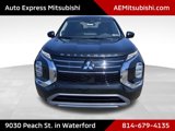 New 2025 Mitsubishi Outlander SE image 2