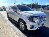 Used 2022 GMC Yukon XL SLT w/ SLT Premium Package image 6