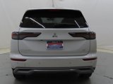 New 2025 Mitsubishi Outlander SE image 4