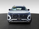 New 2025 Volkswagen Atlas Peak Edition SE image 2