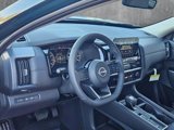 New 2025 Nissan Pathfinder SL image 3